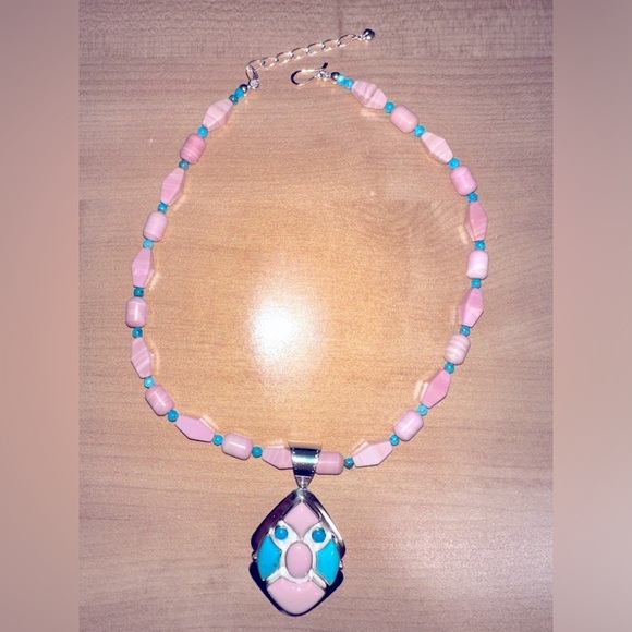 Turquoise and pink beaded necklace with gorgeous pendant! By Jay King - Picture 4 of 11